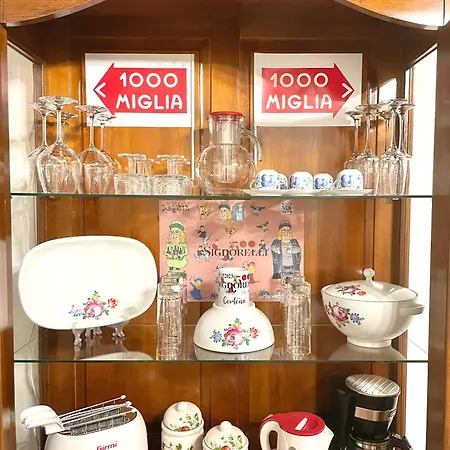 Balcone Fiorito, Nel Cuore Del Centro Storico Di Apartamento Cortona