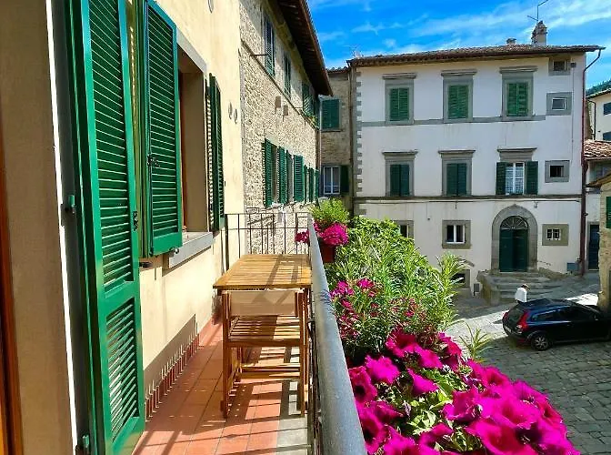 شقة Balcone Fiorito, Nel Cuore Del Centro Storico Di