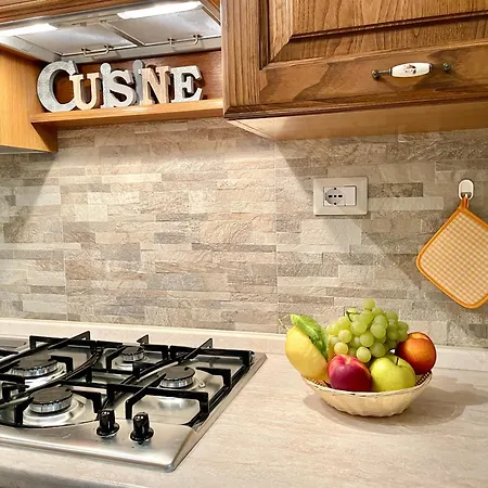 شقة Balcone Fiorito, Nel Cuore Del Centro Storico Di *