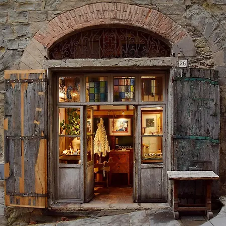شقة Balcone Fiorito, Nel Cuore Del Centro Storico Di