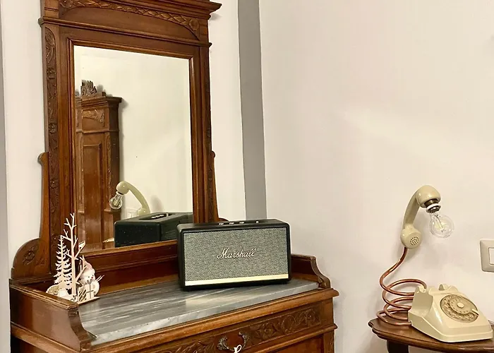 Balcone Fiorito, Nel Cuore Del Centro Storico Di *