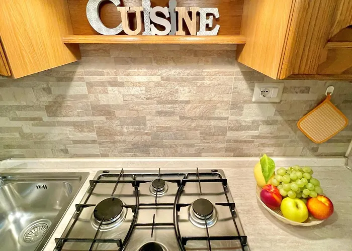 Balcone Fiorito, Nel Cuore Del Centro Storico Di Apartamento